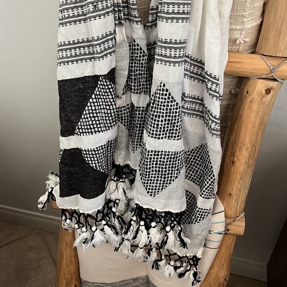 Urban Outfitters Boho Scarf/Wrap